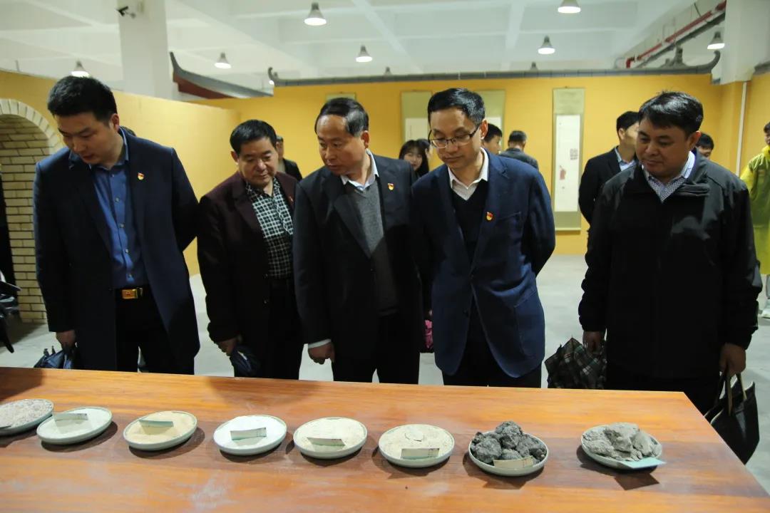 1616987037932904.jpg 1616987037932904.jpg