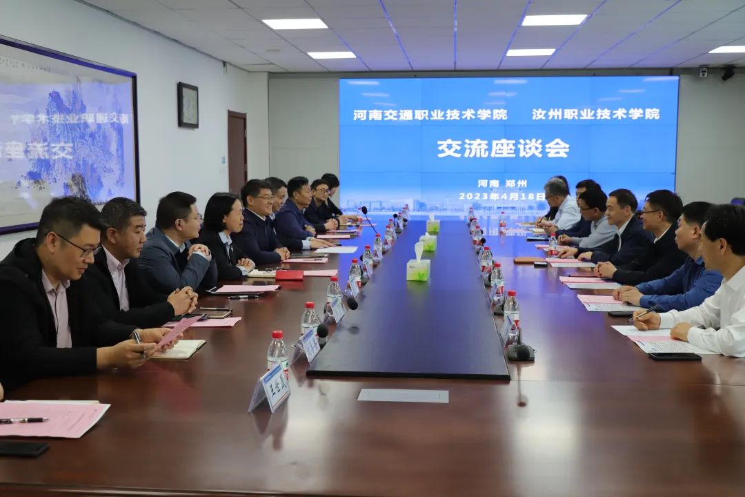 1681908308416314.jpg 640.jpg