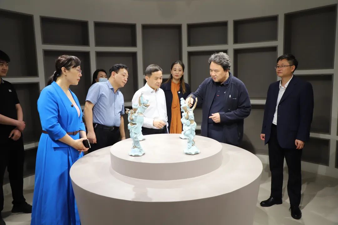 1682138408478590.jpg 640 (1).jpg