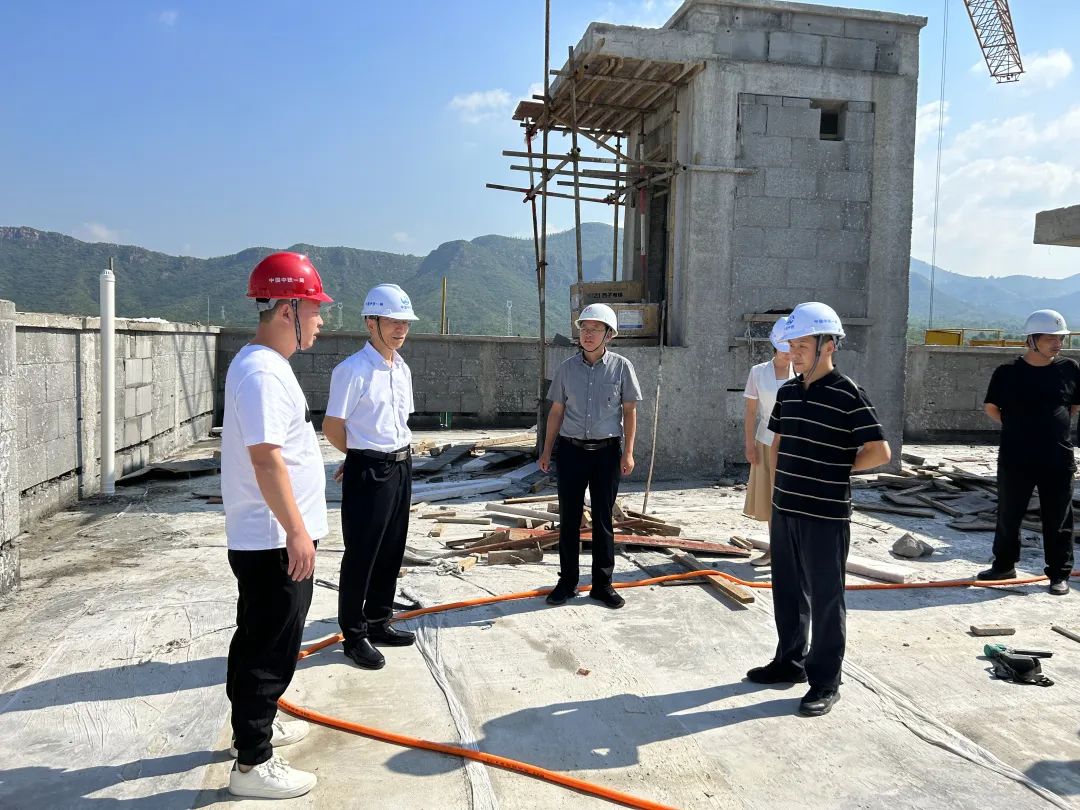 1693301871701383.jpg 640 (1).jpg