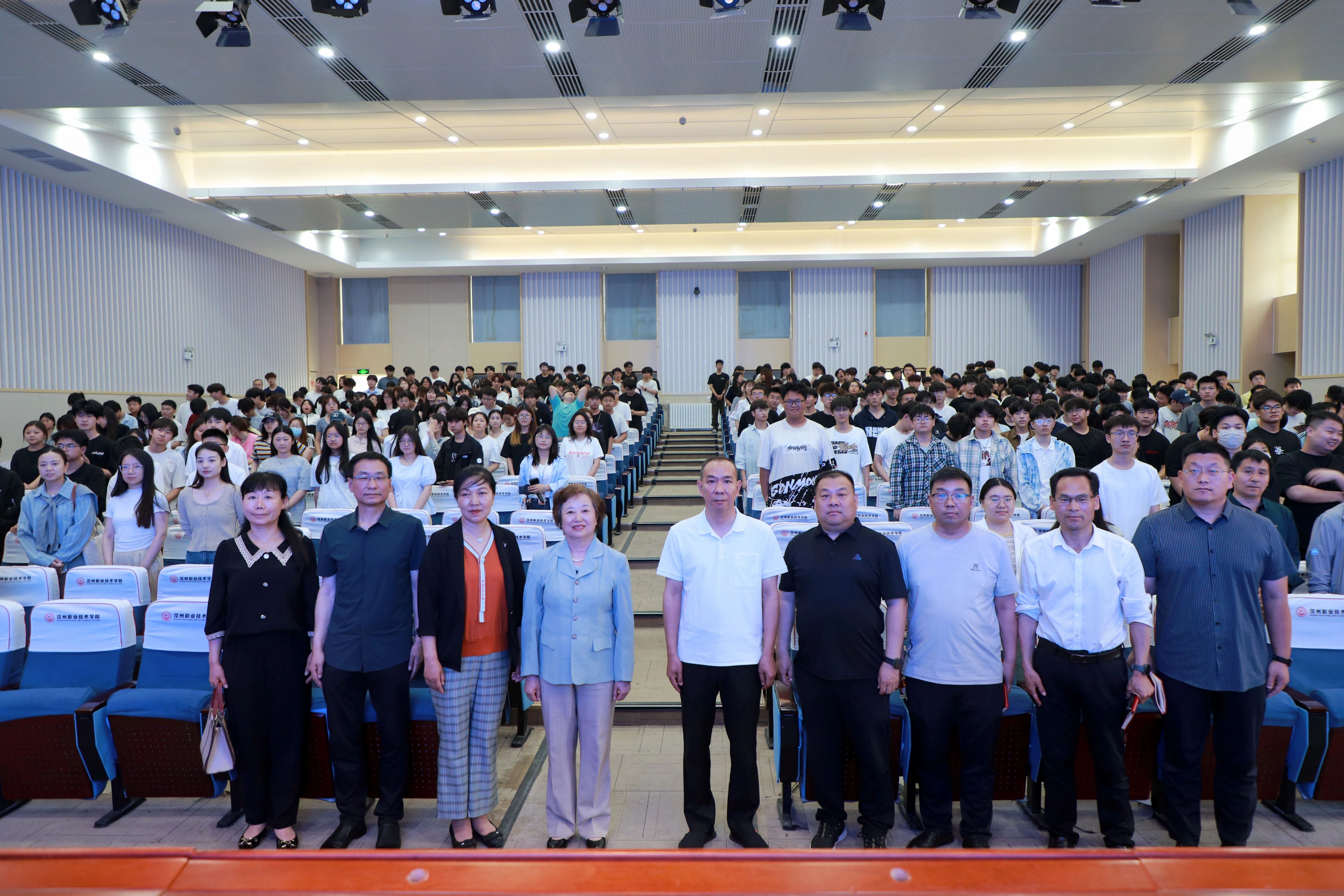 1747029175170391.jpg 1747029175170391.jpg