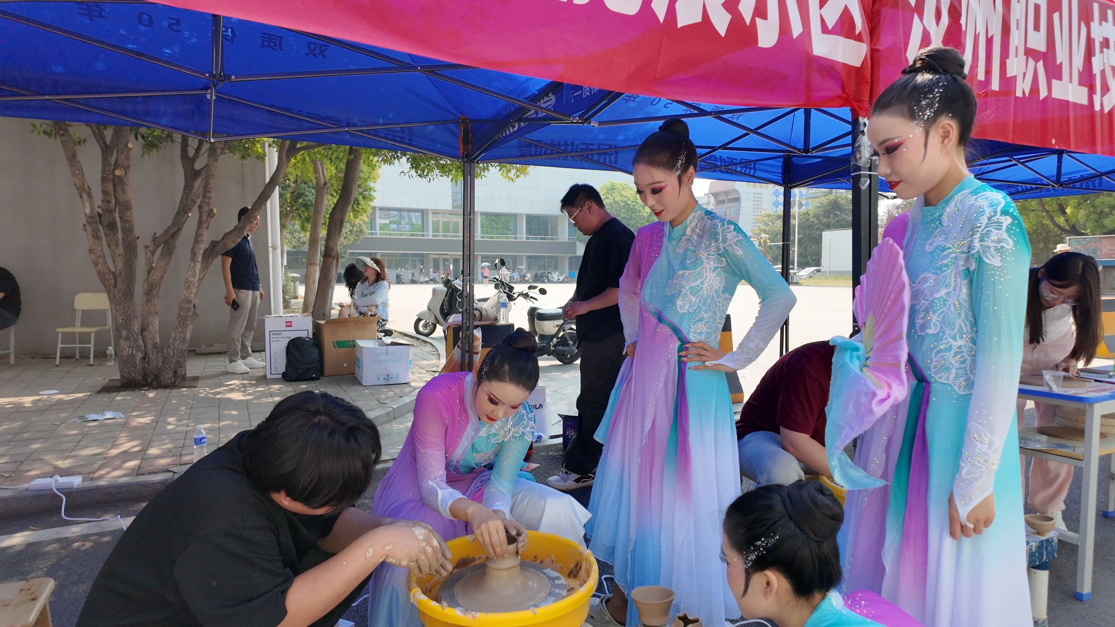 1748017330319375.jpg 1748017330319375.jpg