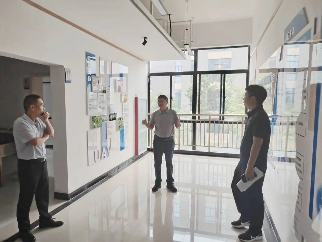 1757394367210689.jpg 1757394367210689.jpg